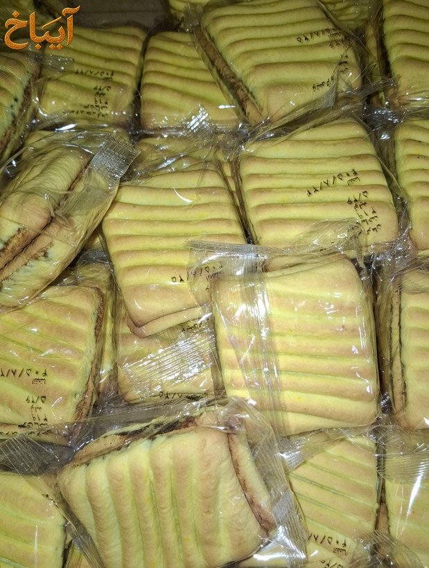 کلمپه سنتی برشی آیباخ با خرمای فراوان و تازه